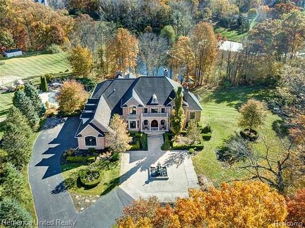 10 Acres of Land with Home for Sale in Putnam Township, Michigan