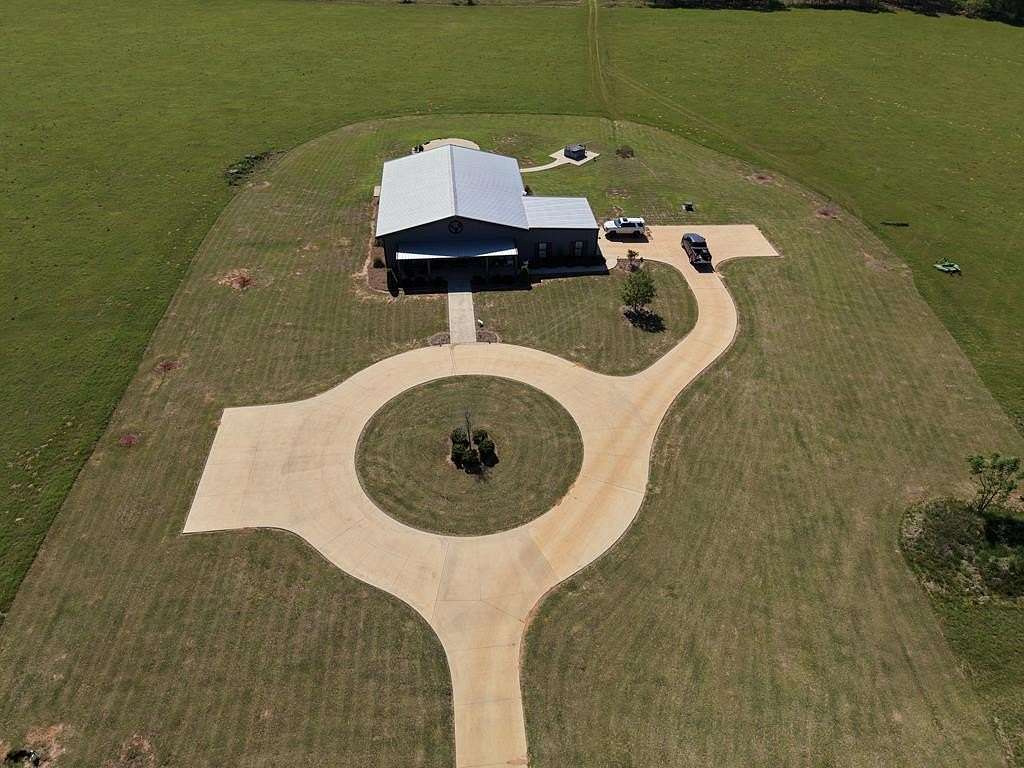 2,250 Acres of Recreational & Residential Land for Sale in Bluffton, Georgia