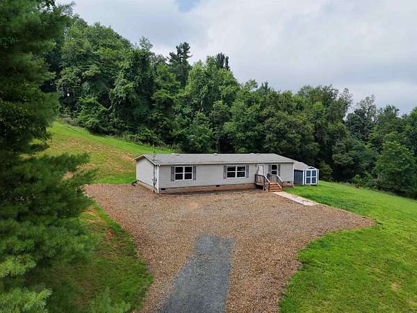 3.59 Acres of Land with Home for Sale in Floyd, Virginia