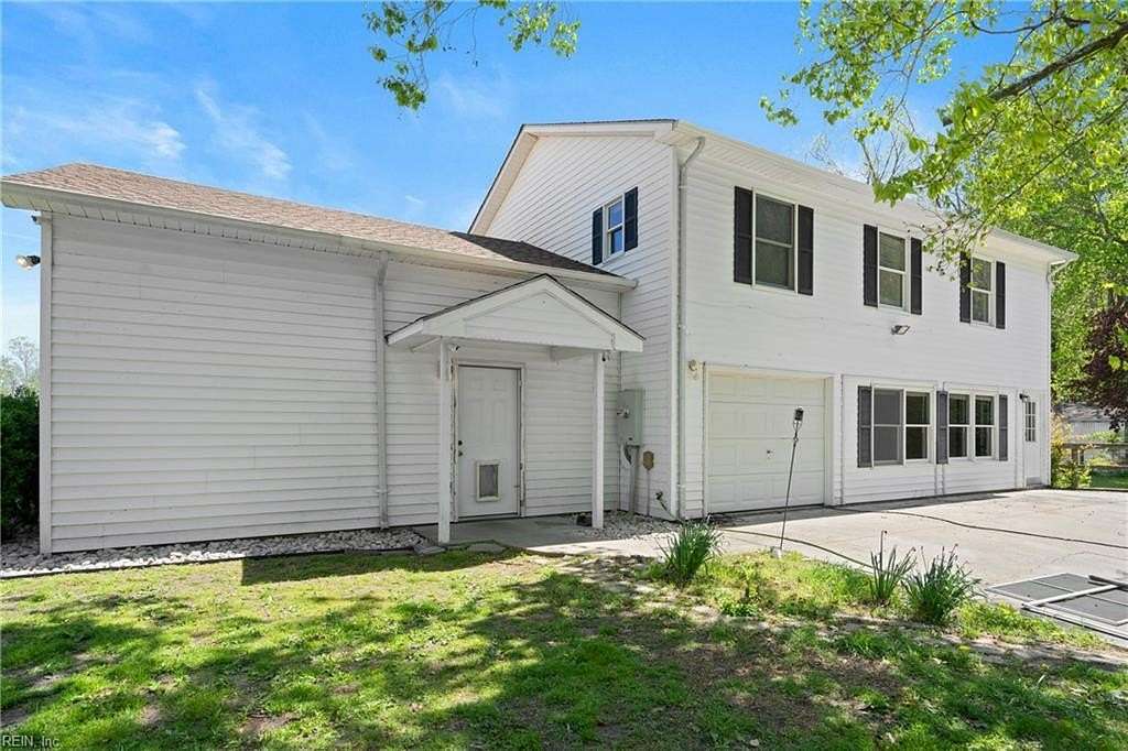 6 Acres of Land with Home for Sale in Zuni, Virginia