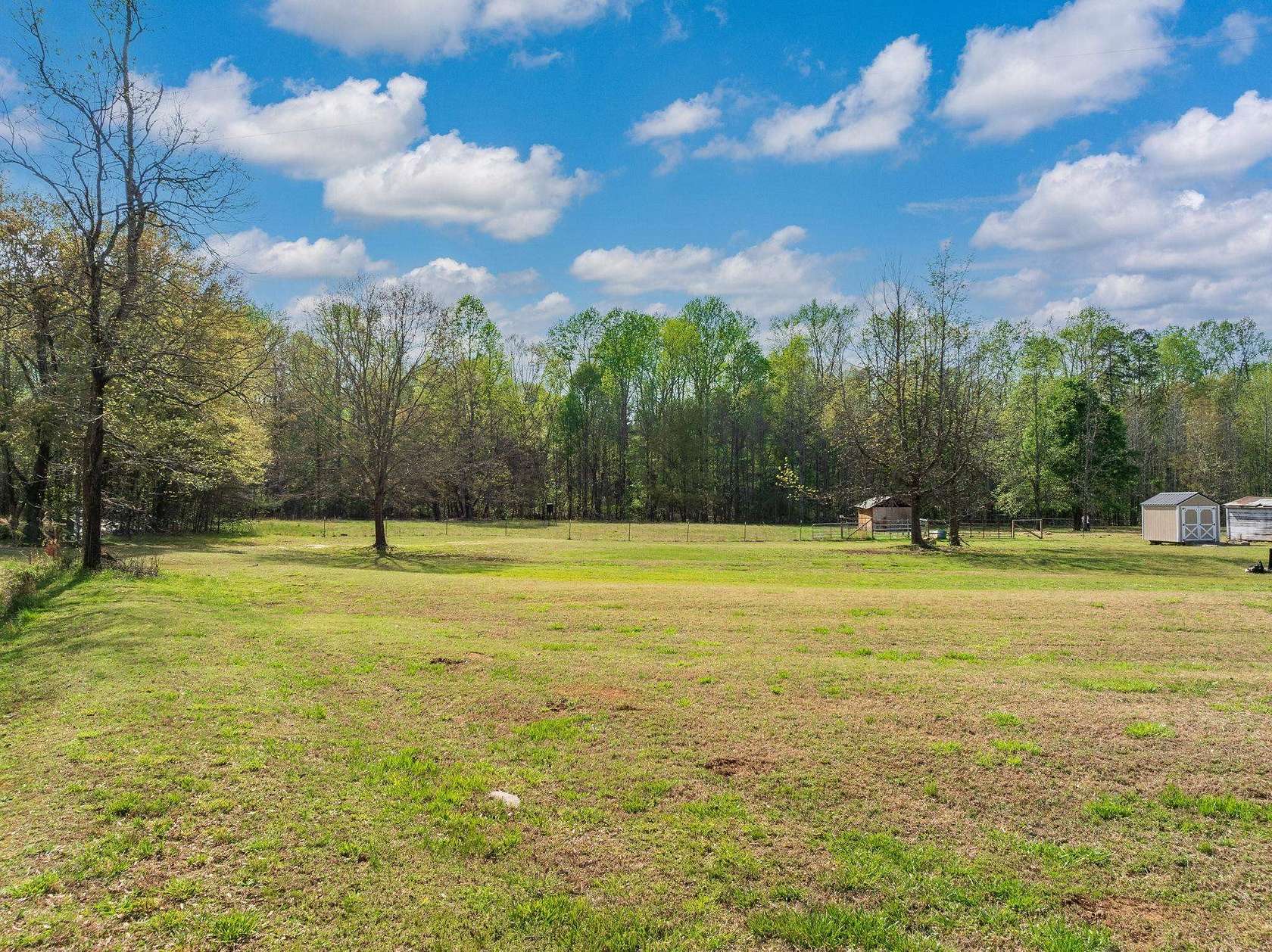2.12 Acres of Residential Land for Sale in Inman, South Carolina