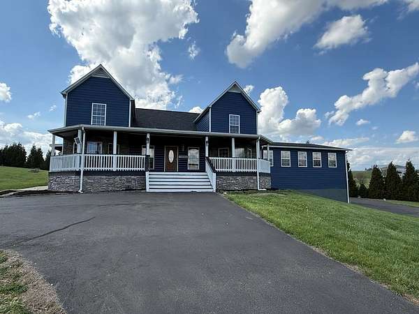 1.58 Acres of Land with Home for Sale in Dublin, Virginia