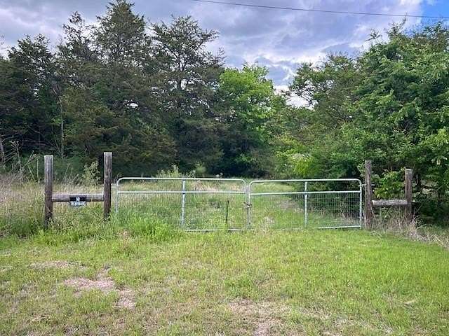 10.9 Acres of Land for Sale in Mabank, Texas