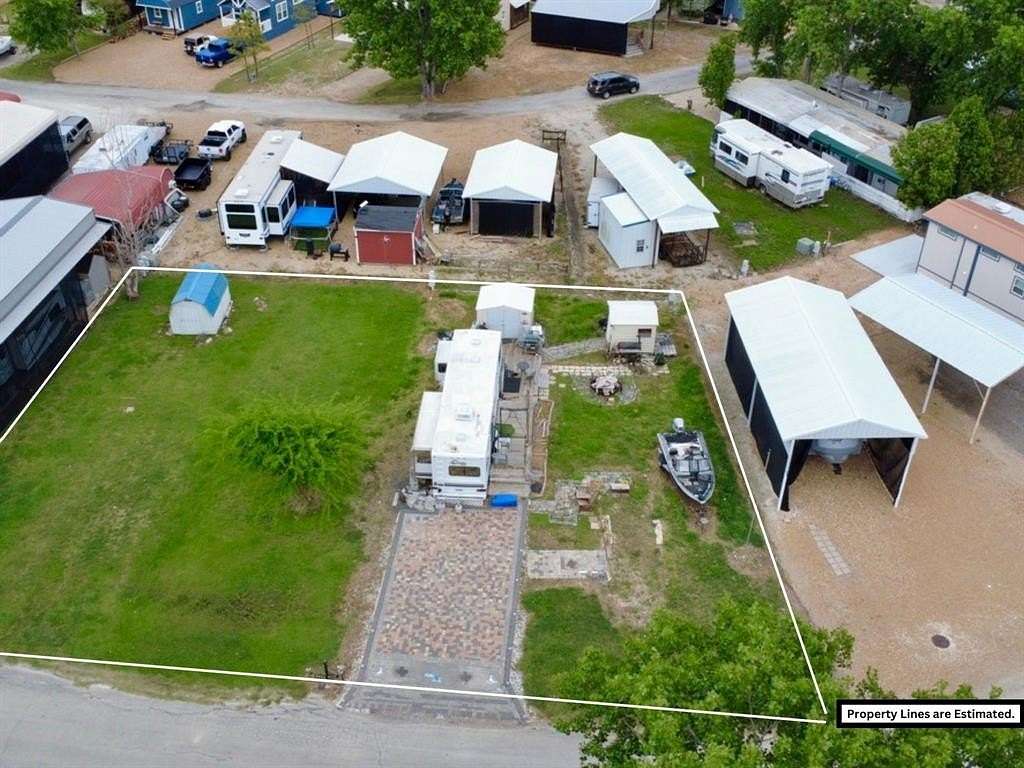 0.06 Acres of Residential Land for Sale in Kerens, Texas