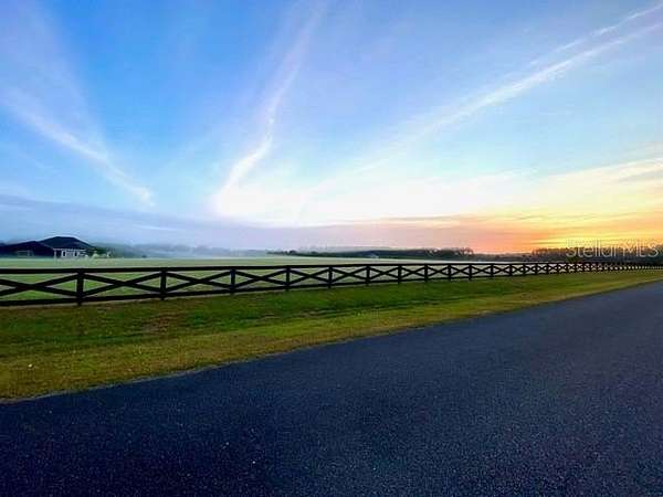 5 Acres of Land for Sale in Alachua, Florida