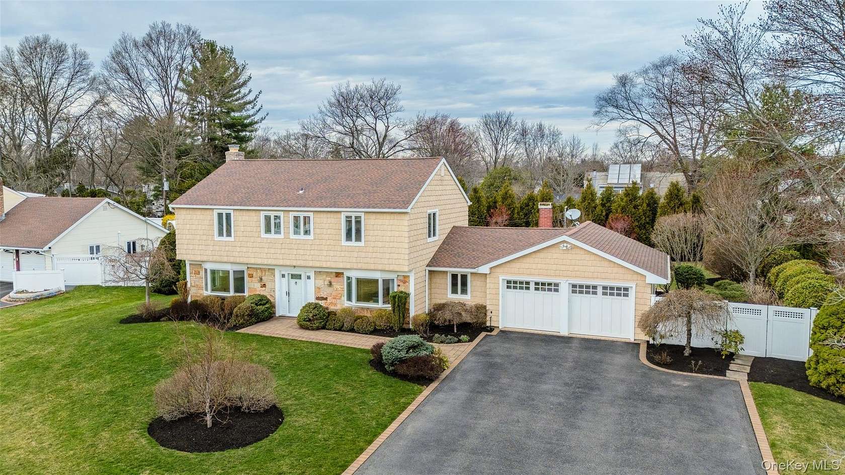 39 Acres of Land with Home for Sale in Stony Brook, New York