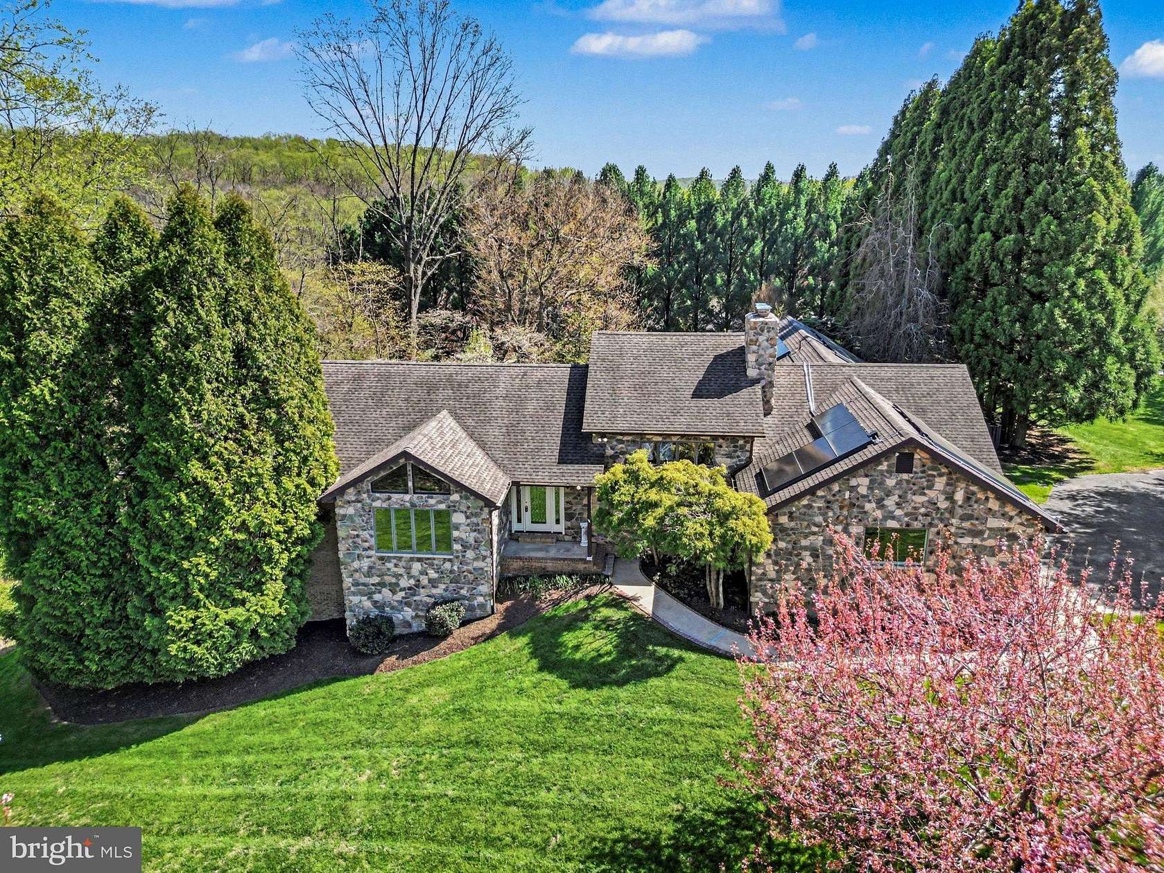 3.2 Acres of Land with Home for Sale in Phoenix, Maryland