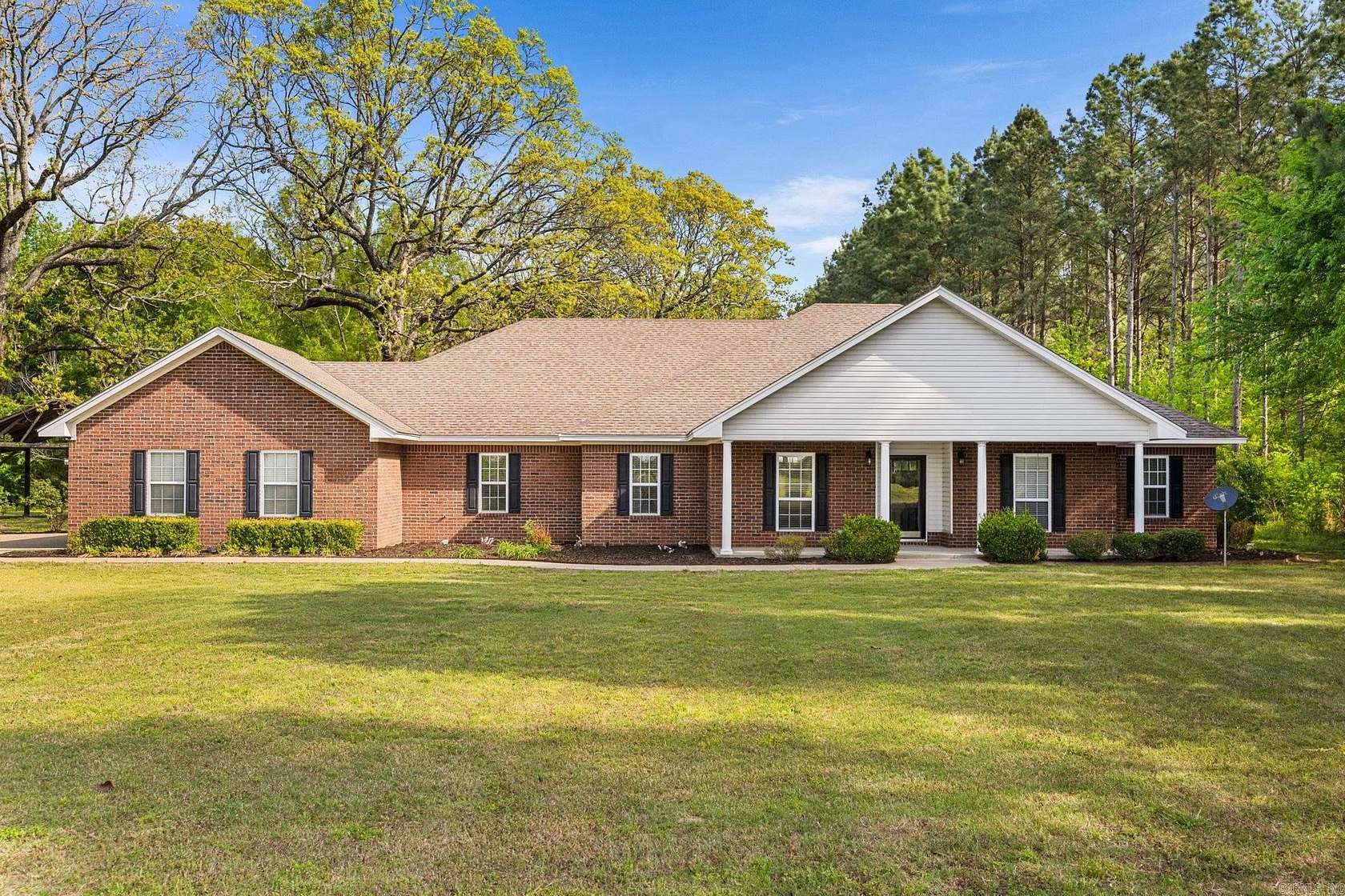 10 Acres of Land with Home for Sale in Austin, Arkansas