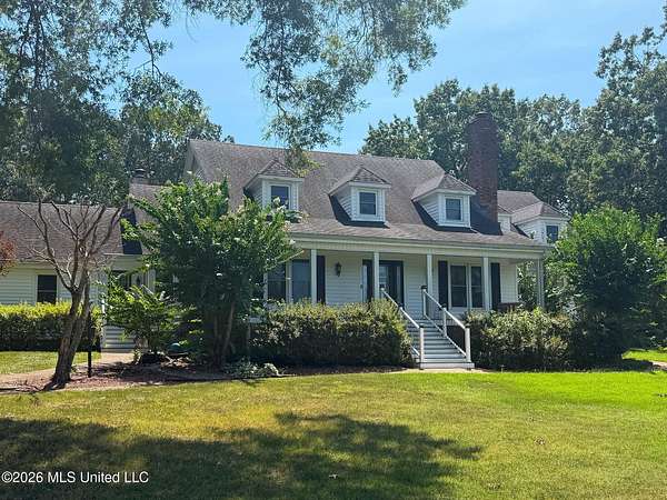 16 Acres of Land with Home for Sale in Southaven, Mississippi