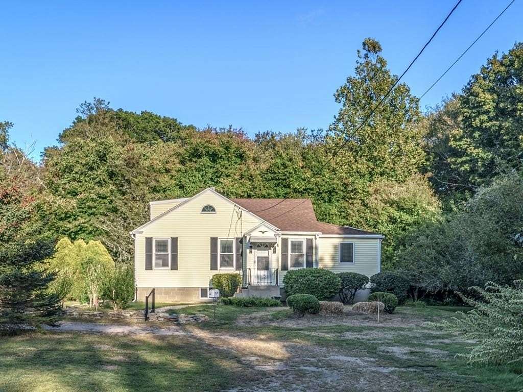 2.89 Acres of Land with Home for Sale in Westerly, Rhode Island