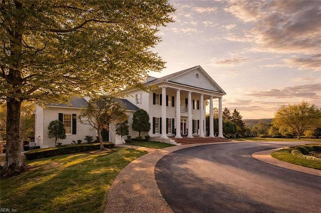 42 Acres of Land with Home for Sale in Williamsburg, Virginia
