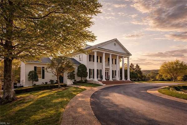 42 Acres of Land with Home for Sale in Village of Williamsburg, Virginia