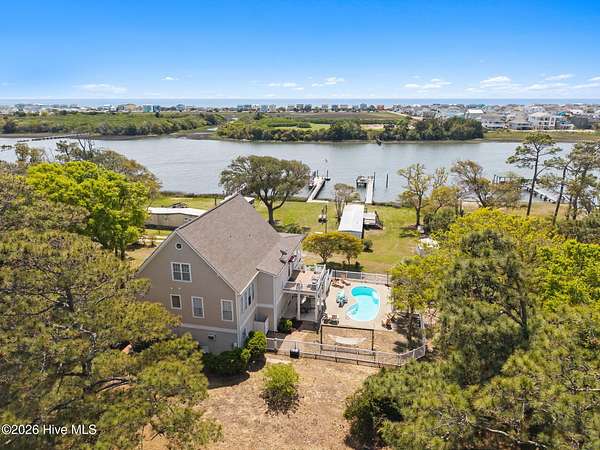 26.6 Acres of Land with Home for Sale in Supply, North Carolina