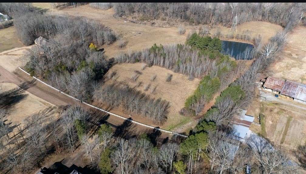 2.25 Acres of Residential Land for Sale in Fisherville, Tennessee
