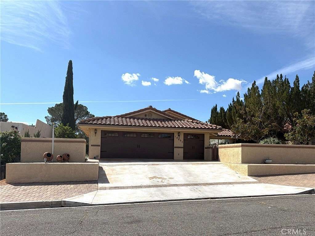 1.86 Acres of Land with Home for Sale in Helendale, California