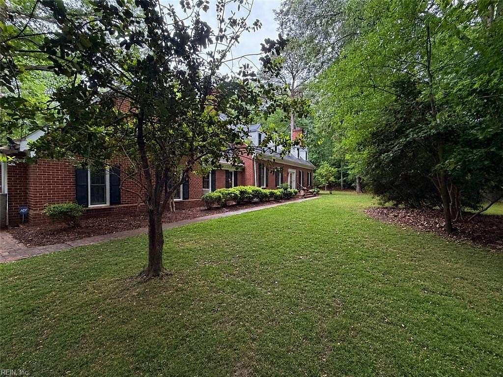 2.13 Acres of Land with Home for Sale in Yorktown, Virginia