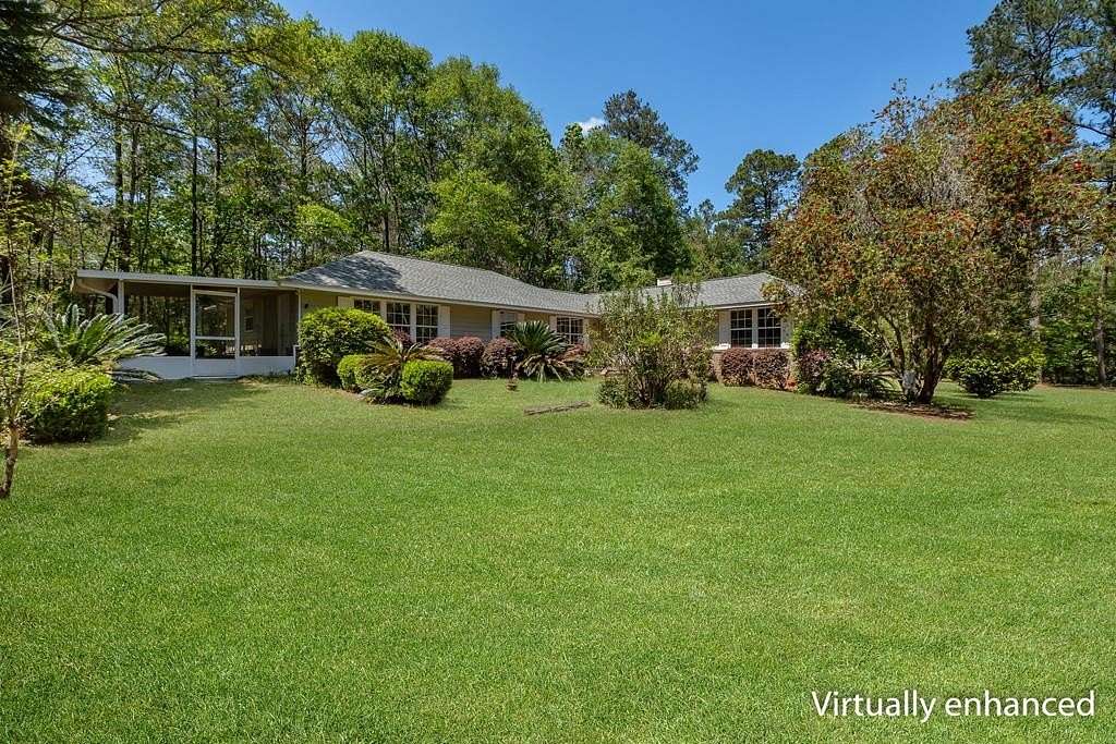 4.55 Acres of Land with Home for Sale in Thomasville, Georgia