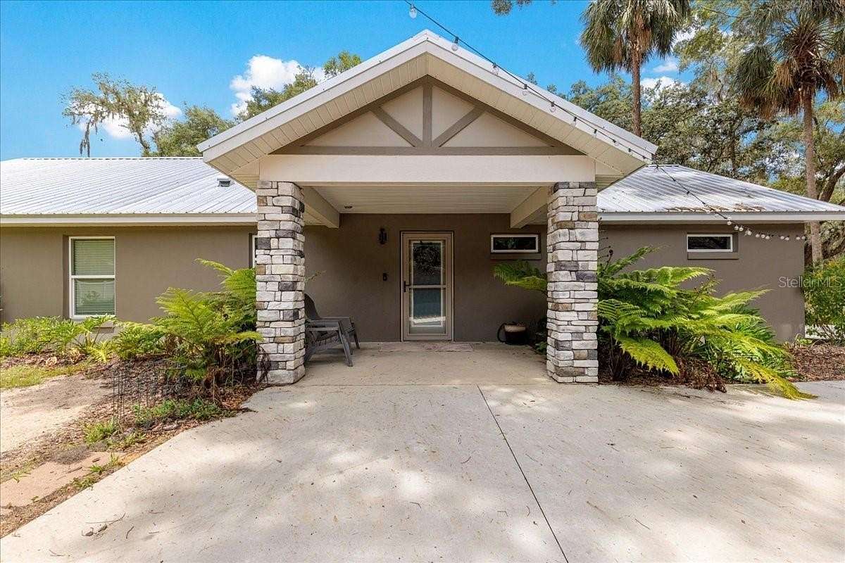 3.5 Acres of Land with Home for Sale in Anthony, Florida