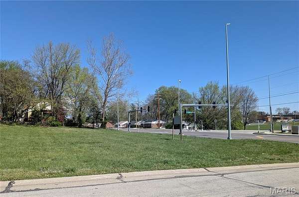 0.44 Acres of Mixed-Use Land for Sale in St. Louis, Missouri