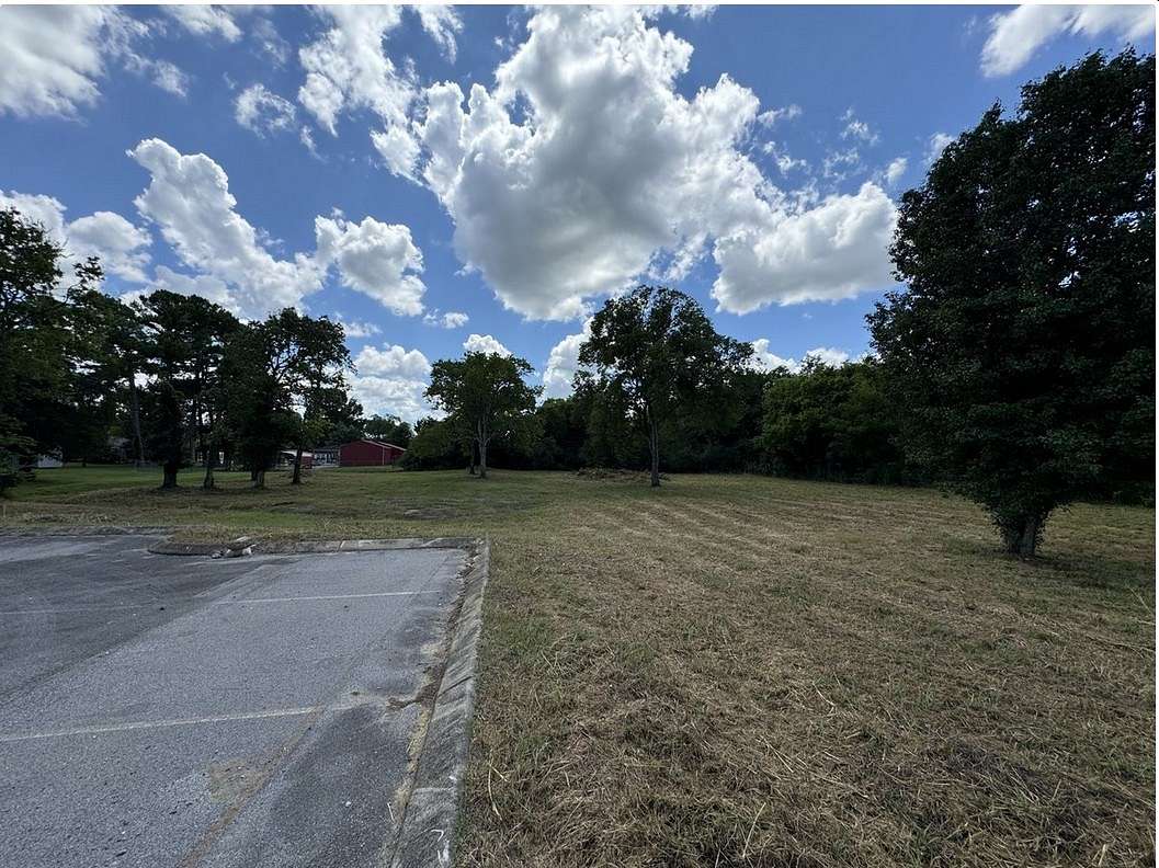 1.5 Acres of Commercial Land for Sale in Lebanon, Tennessee
