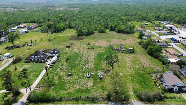 13 Acres of Land for Sale in Houma, Louisiana