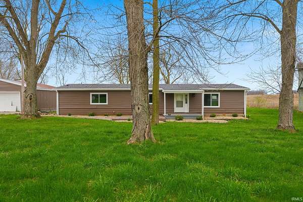 1.56 Acres of Land with Home for Sale in Fort Wayne, Indiana