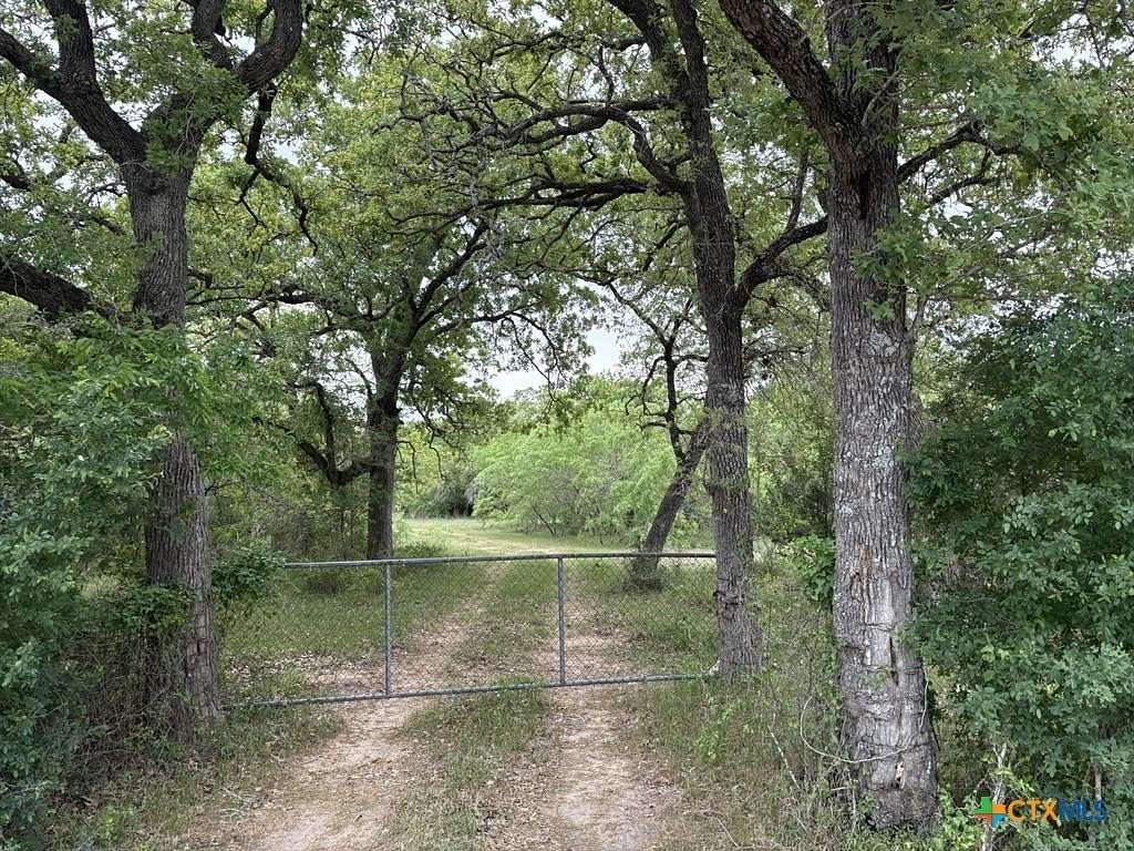 208 Acres of Recreational & Residential Land for Sale in Flatonia, Texas