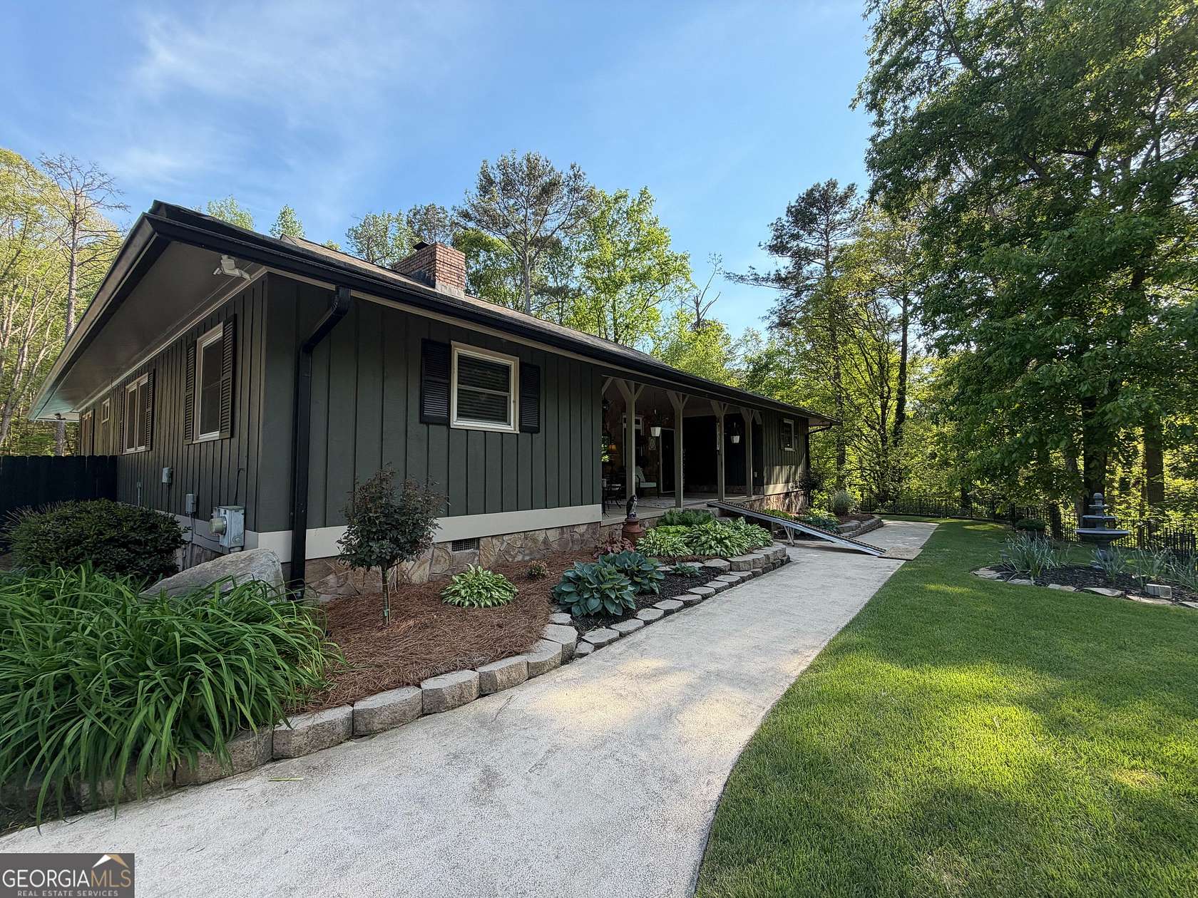 2.27 Acres of Land with Home for Sale in Cartersville, Georgia