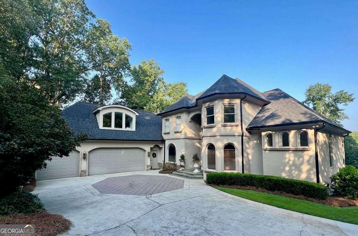 1.52 Acres of Land with Home for Sale in Athens, Georgia