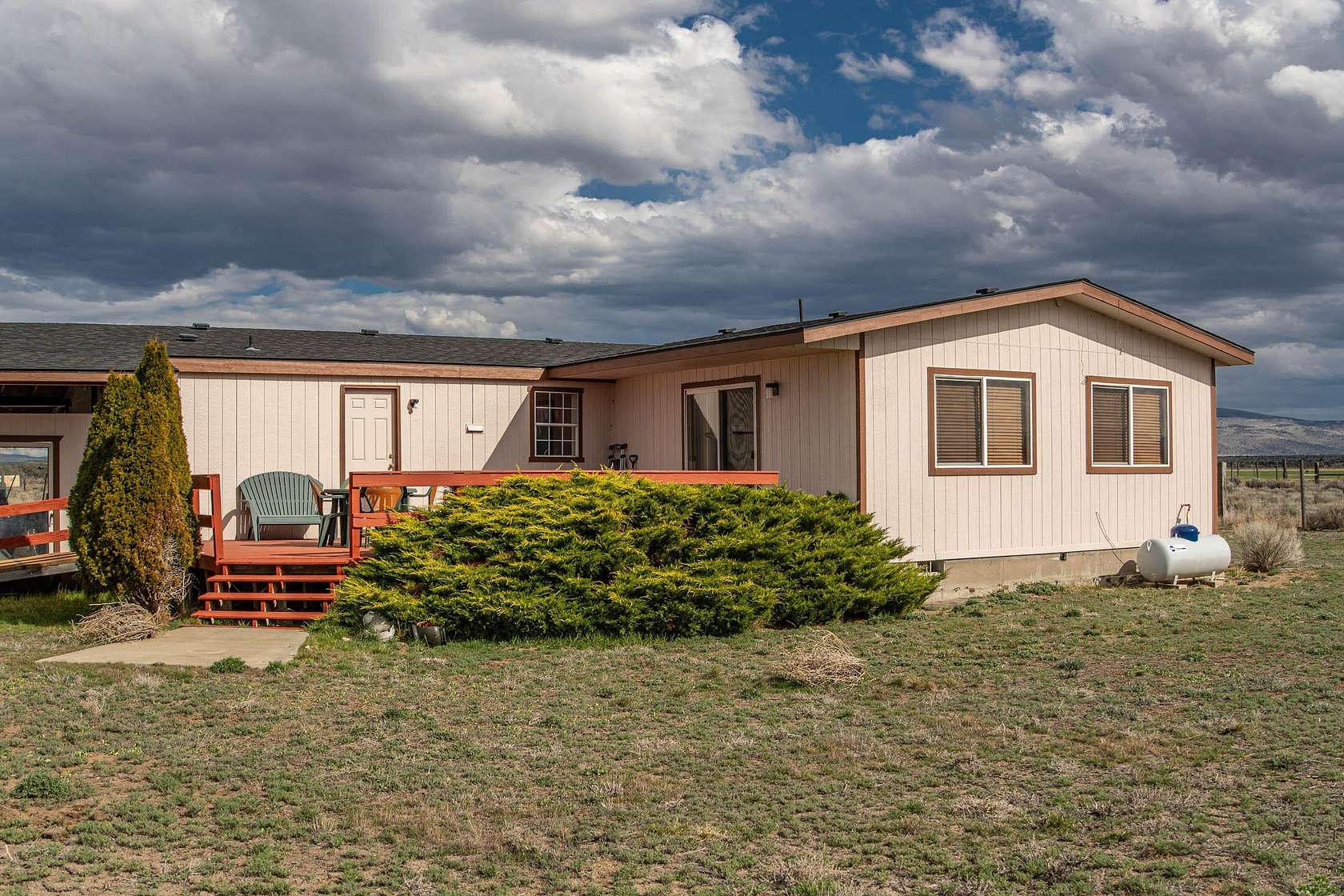 9.74 Acres of Land with Home for Sale in Bend, Oregon