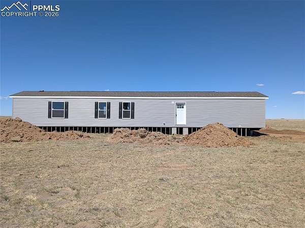40 Acres of Land with Home for Sale in Rush, Colorado