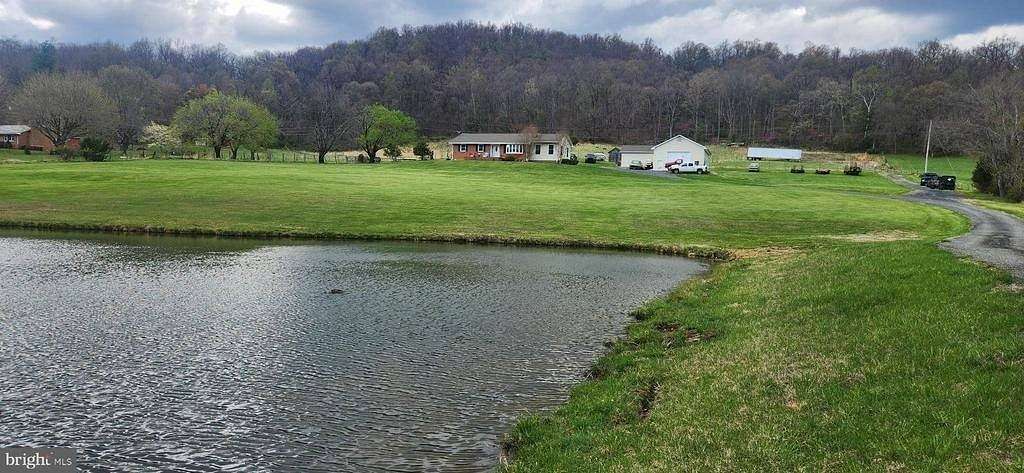 5 Acres of Land with Home for Sale in Bentonville, Virginia