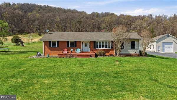 5 Acres of Land with Home for Sale in Bentonville, Virginia