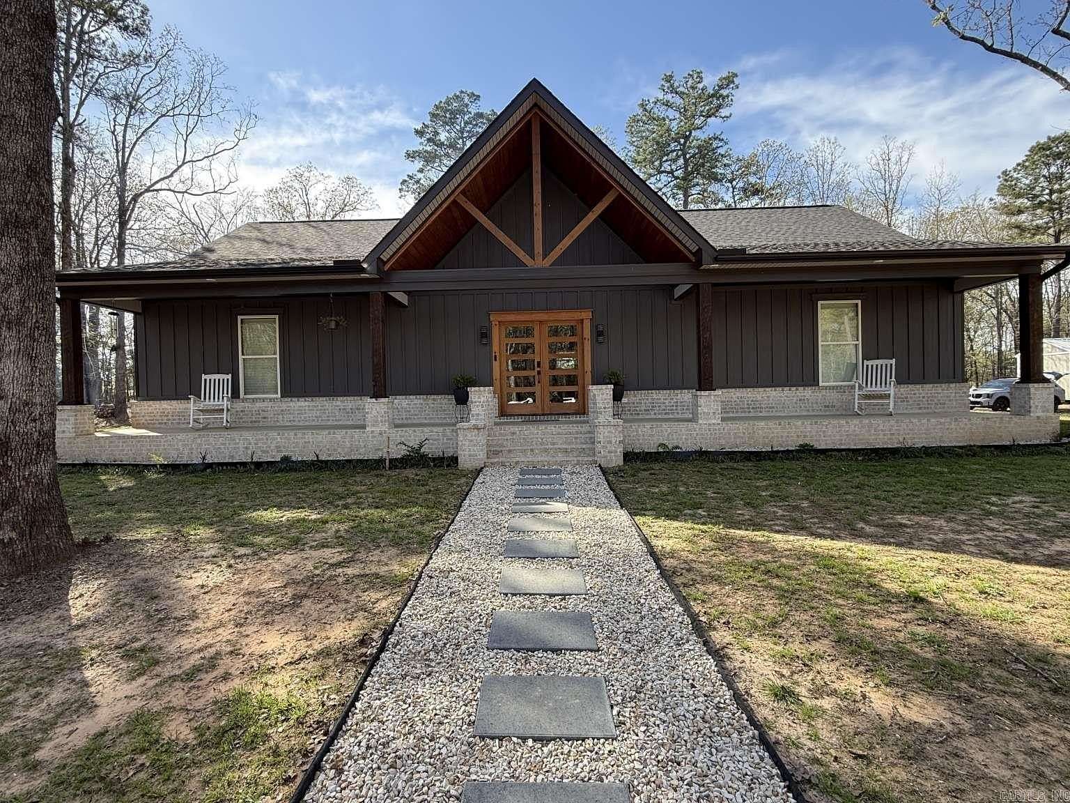 2 Acres of Land with Home for Sale in Texarkana, Arkansas