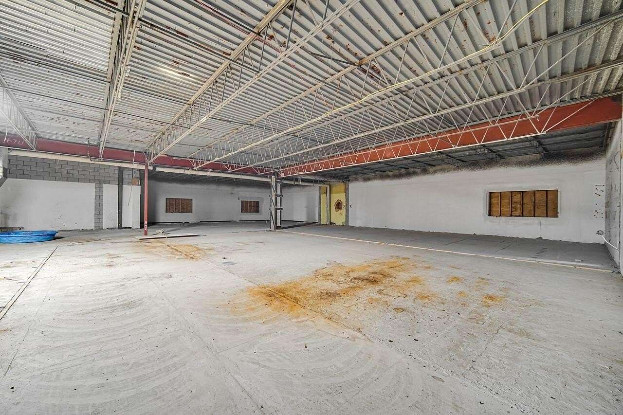 2 Acres of Improved Commercial Land for Lease in Merrillville, Indiana