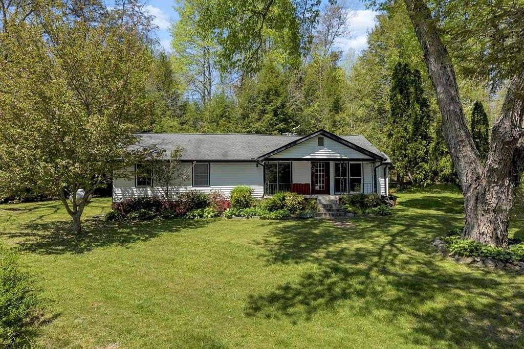 1.5 Acres of Land with Home for Sale in Blue Ridge, Georgia