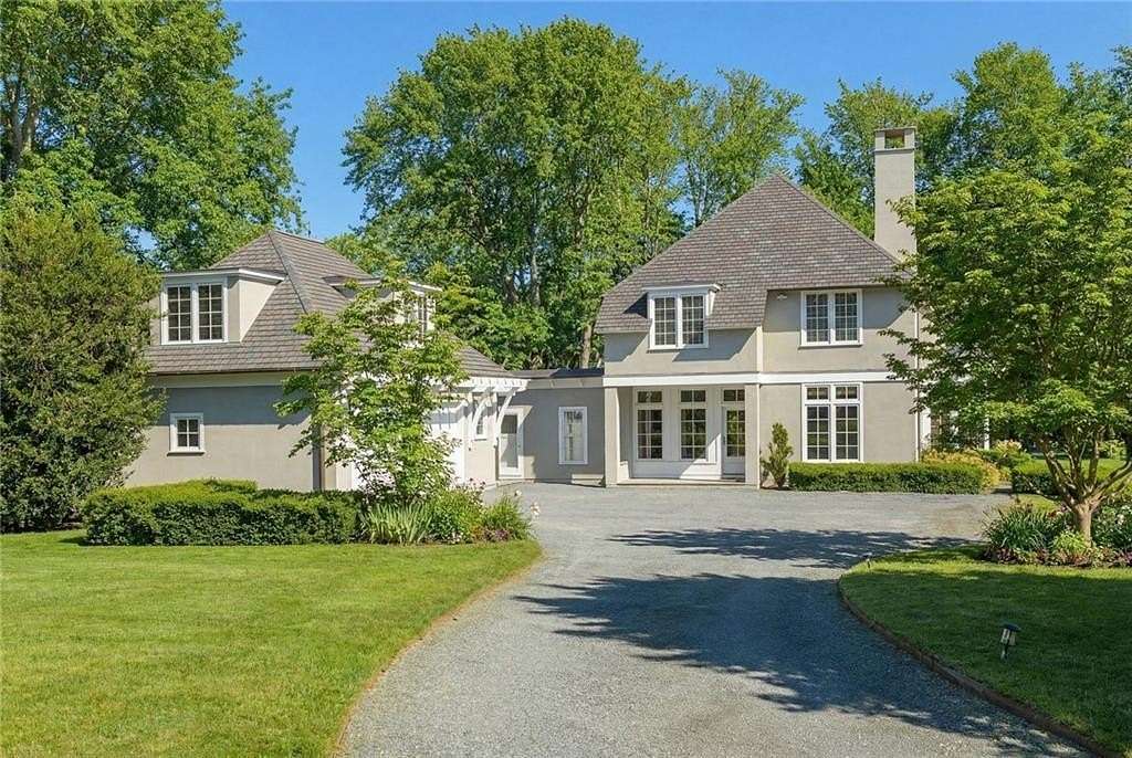 2.69 Acres of Land with Home for Sale in Newport, Rhode Island