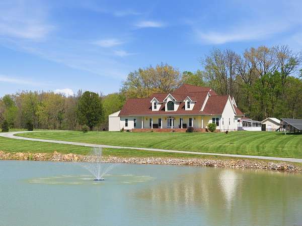 10 Acres of Land with Home for Sale in Marion, Illinois