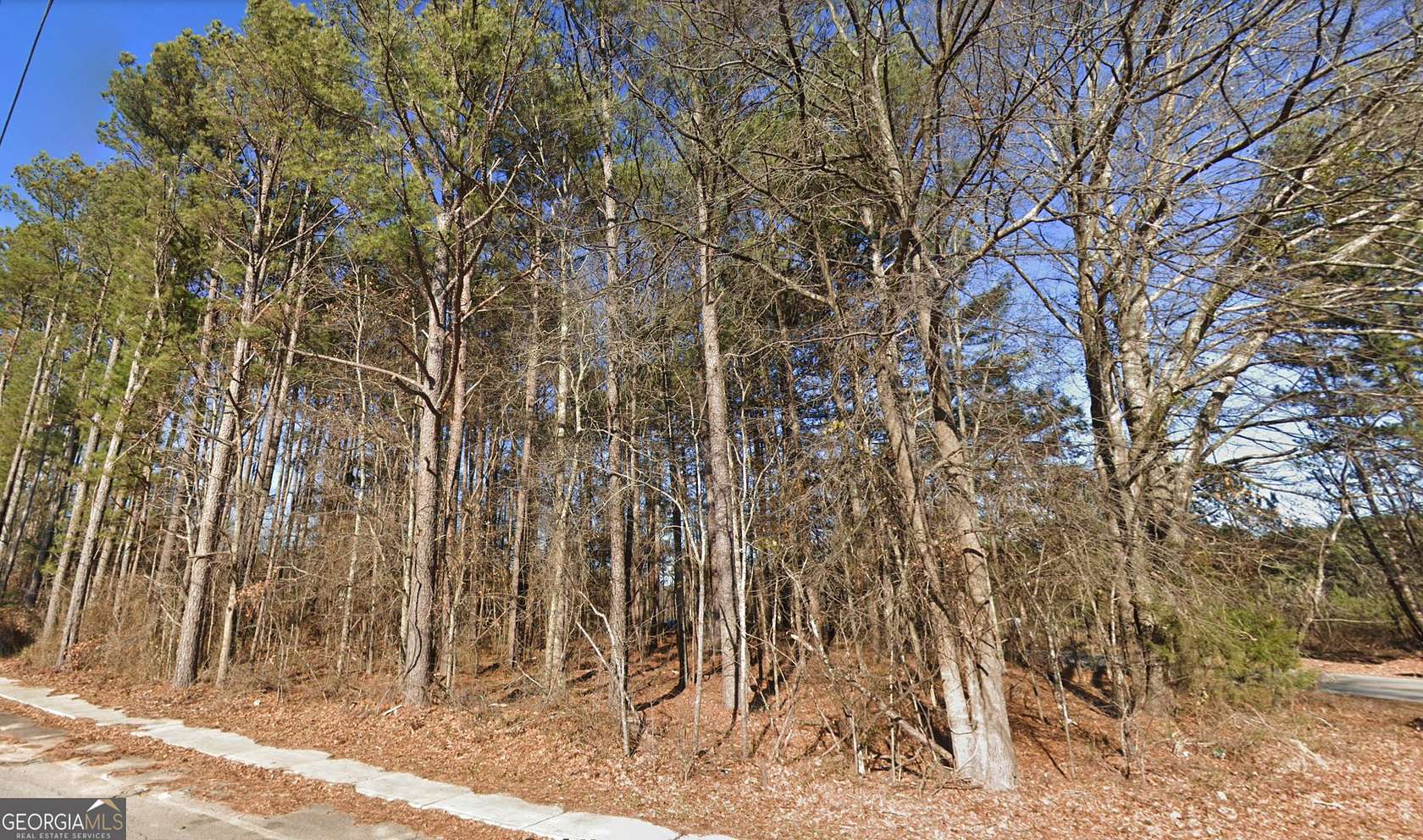 0.95 Acres of Residential Land for Sale in Statham, Georgia