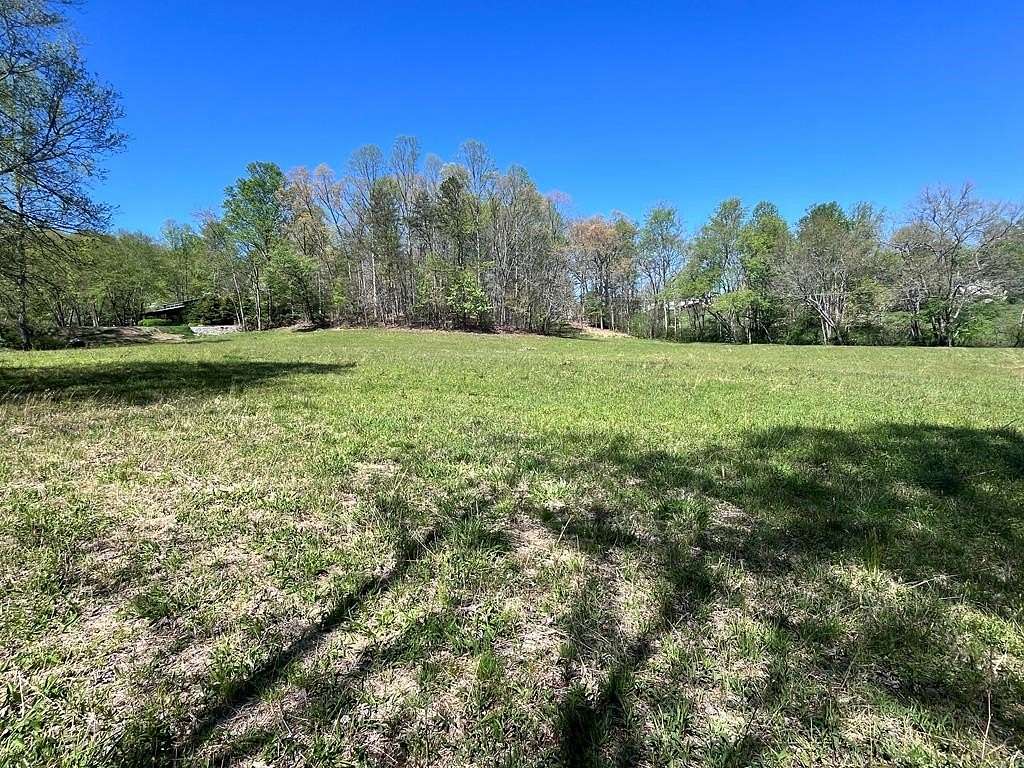 7.42 Acres of Land for Sale in Hayesville, North Carolina