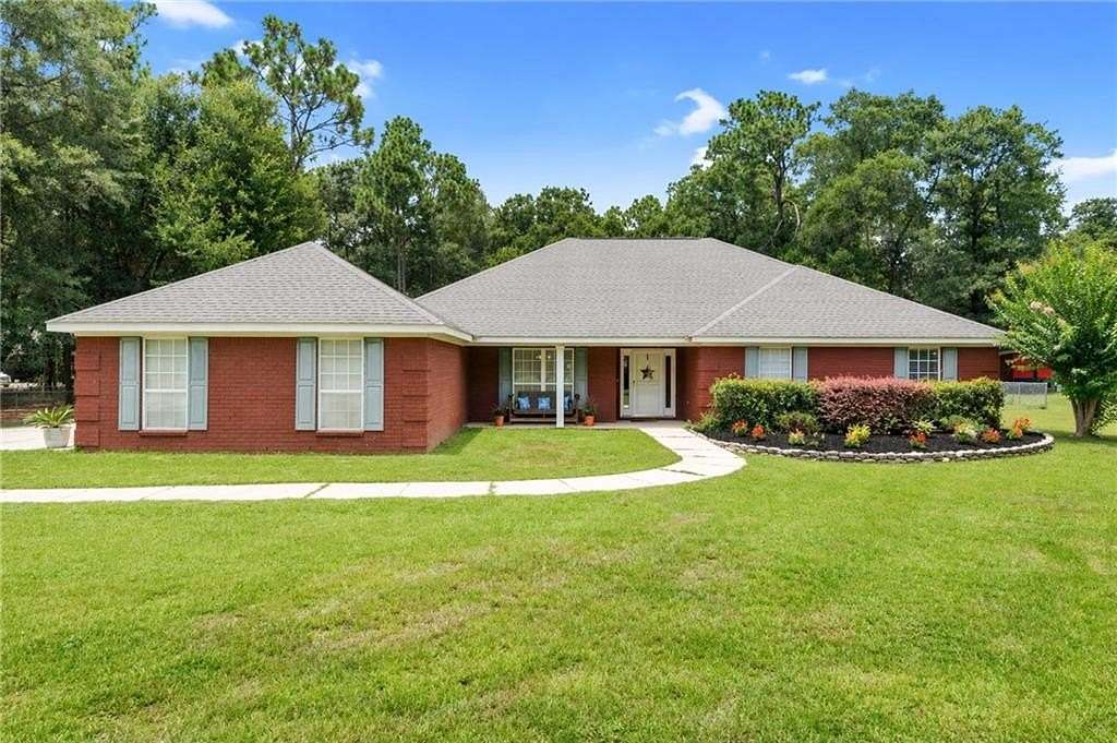 2.2 Acres of Land with Home for Sale in Theodore, Alabama