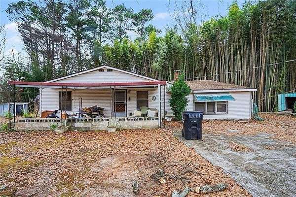 0.9 Acres of Residential Land for Sale in Kennesaw, Georgia
