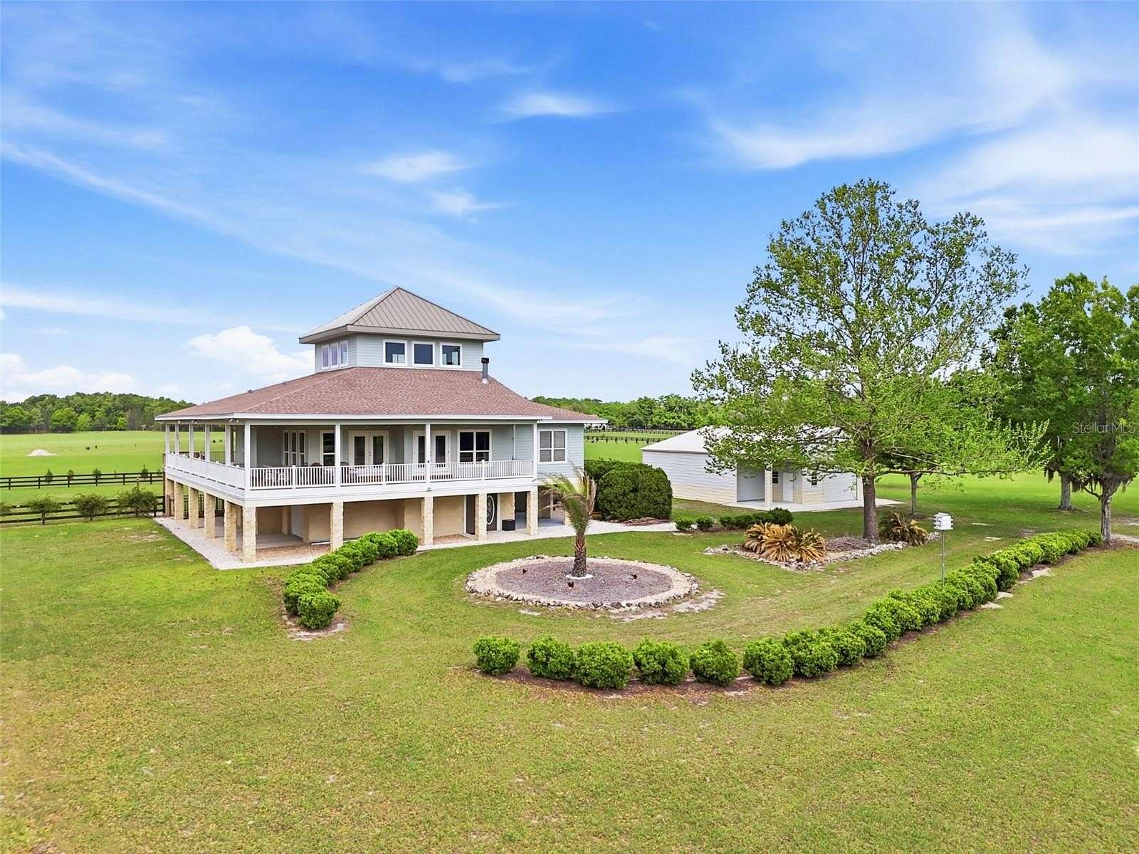 10 Acres of Land with Home for Sale in Fort White, Florida