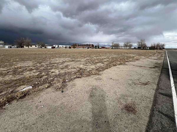 3.4 Acres of Mixed-Use Land for Sale in Bar Nunn, Wyoming
