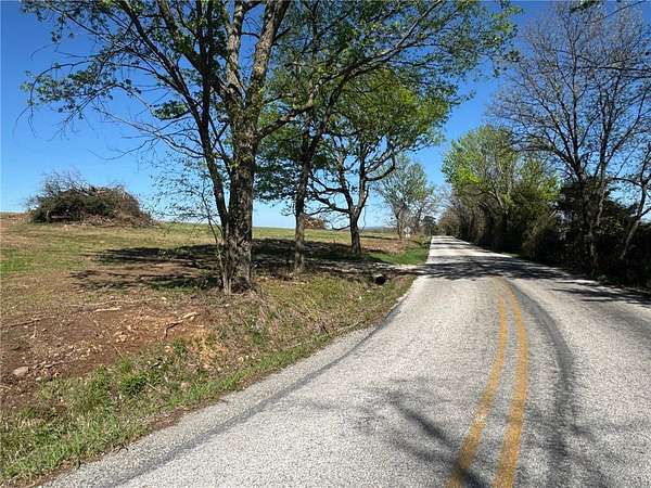 5 Acres of Land for Sale in Lincoln, Arkansas