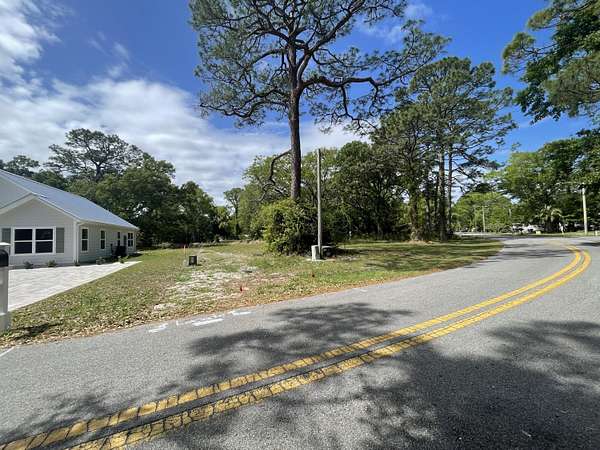 0.13 Acres of Residential Land for Sale in Apalachicola, Florida
