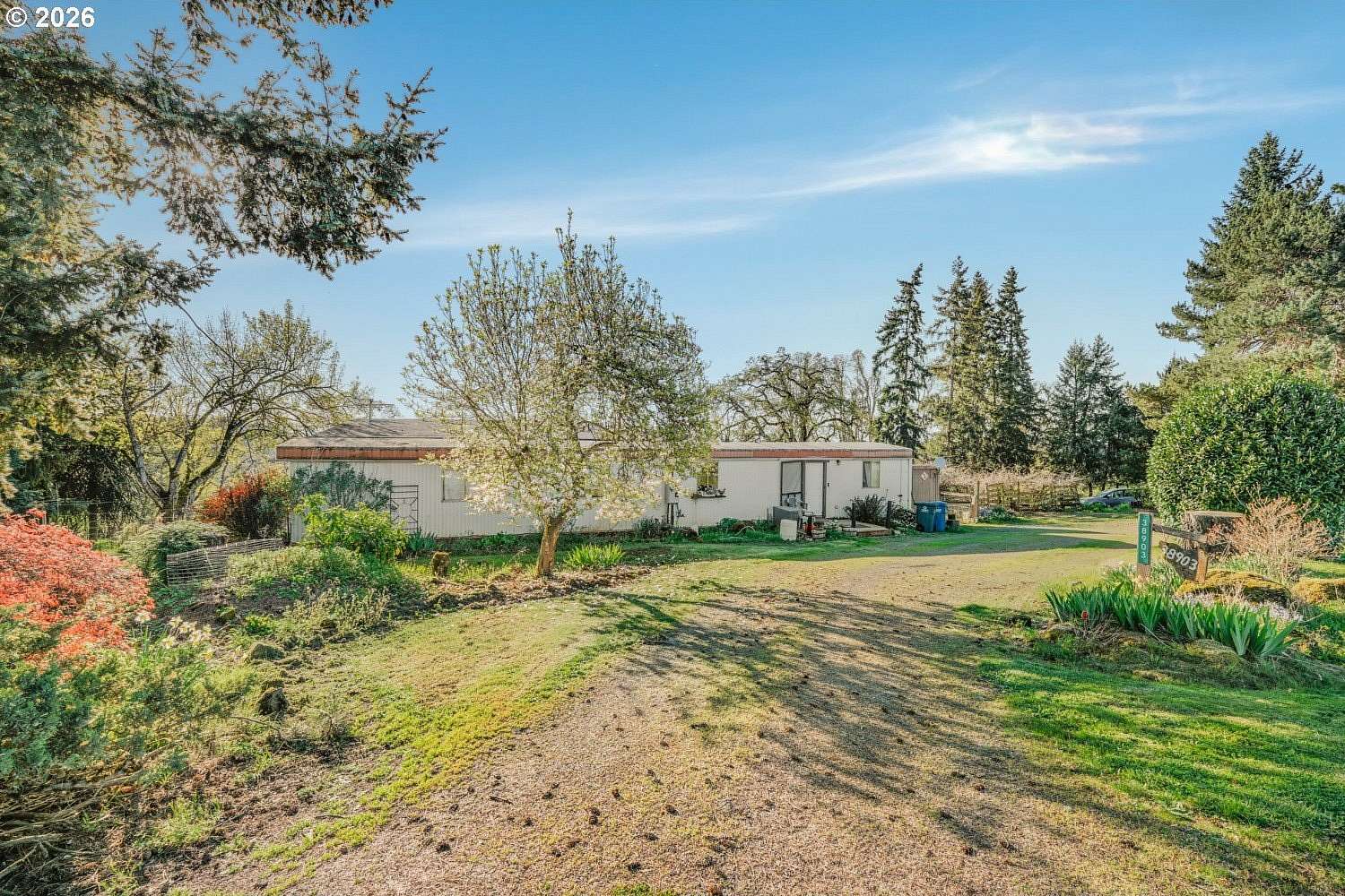 2.37 Acres of Land with Home for Sale in Molalla, Oregon