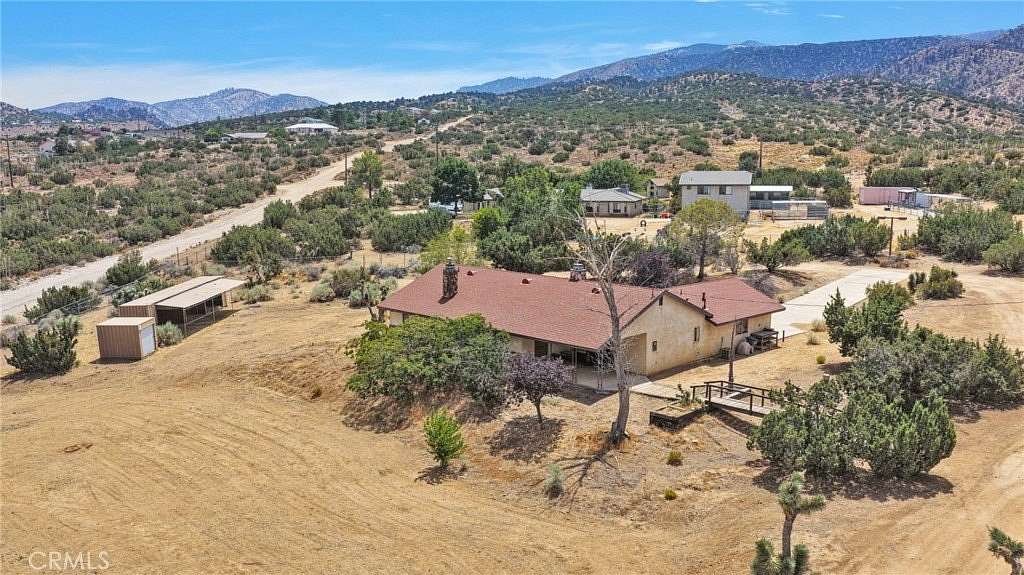 2.18 Acres of Land with Home for Sale in Piñon Hills, California