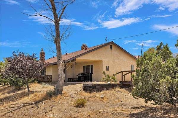 2.18 Acres of Land with Home for Sale in Piñon Hills, California