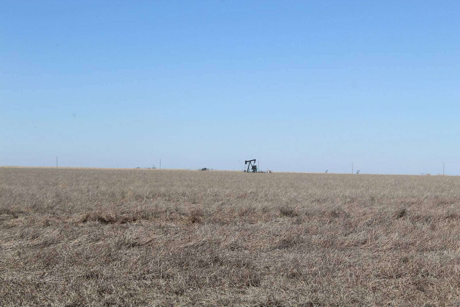 1,600 Acres of Land for Sale in Dighton, Kansas